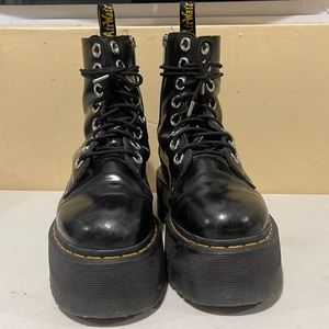 Dr.martens women’s jadon max platform boots